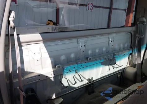 2001 Toyota Tacoma Prerunner from USA, damaged, VIN 5TENM92N21Z735880